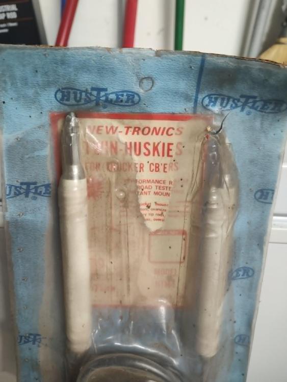 Antenna Hustler b.jpg